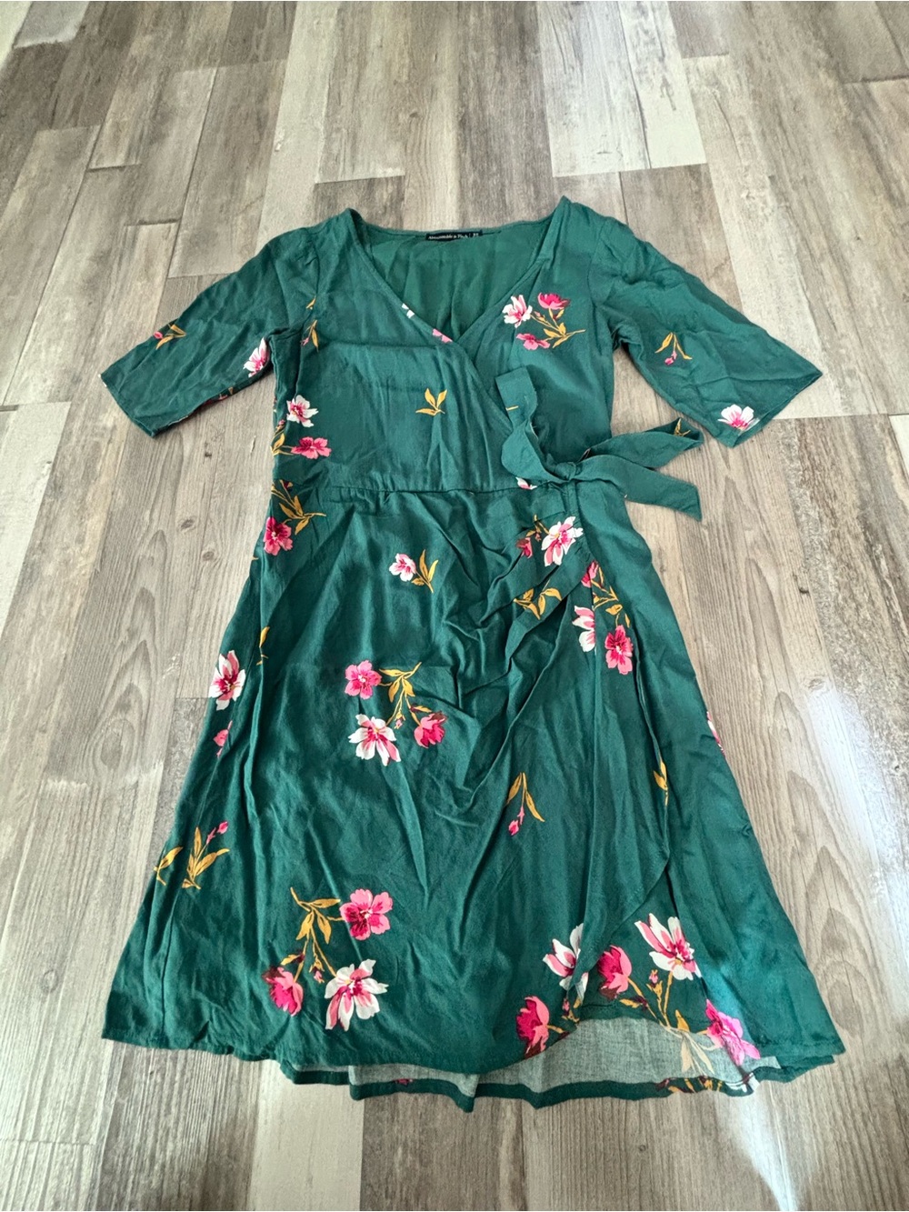 Abercrombie & Fitch Emerald Green Floral Wrap Midi Dress
